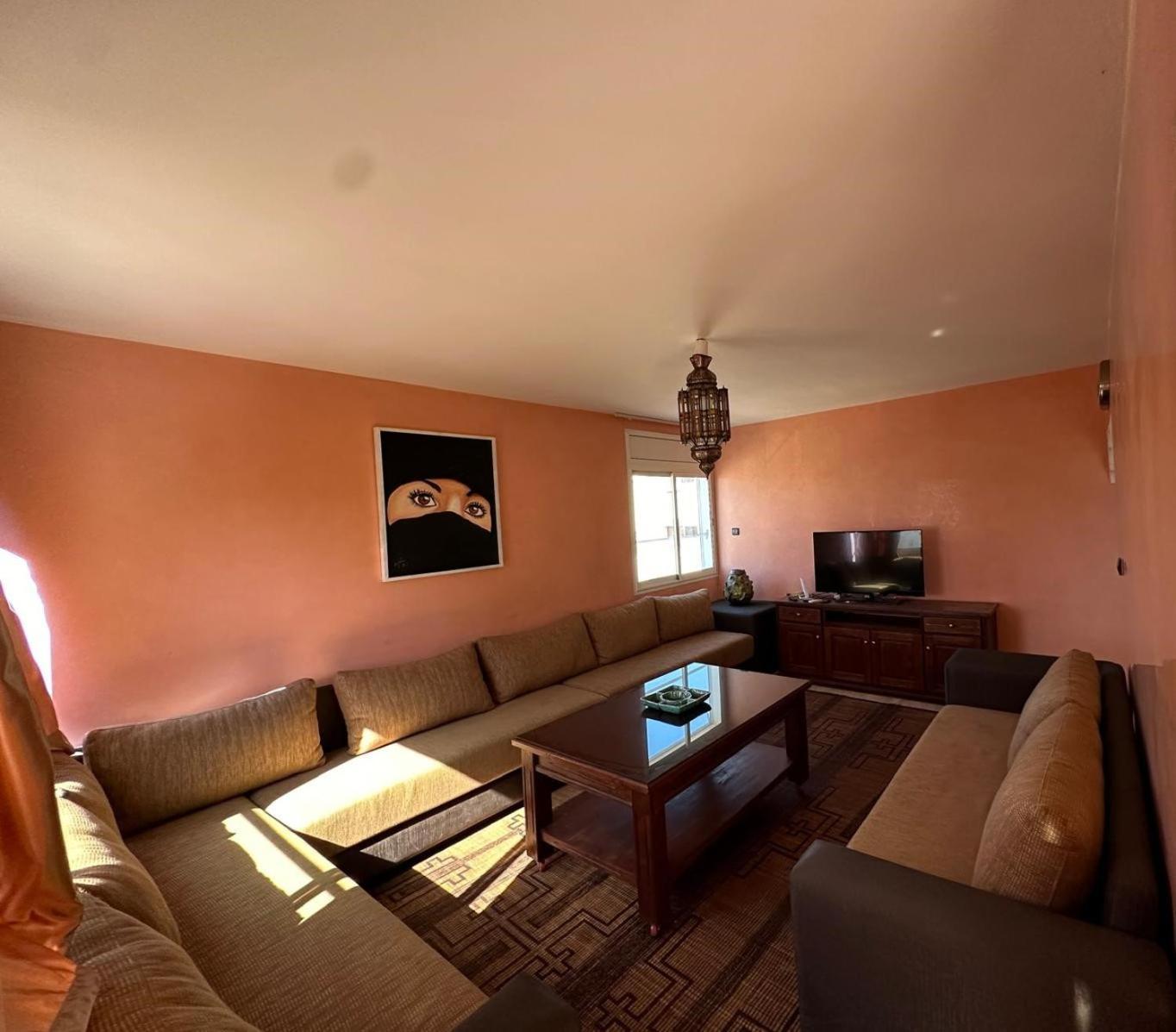 Superbe Appartement Centre Agadir 10Mn A Pied Plage Exterior foto